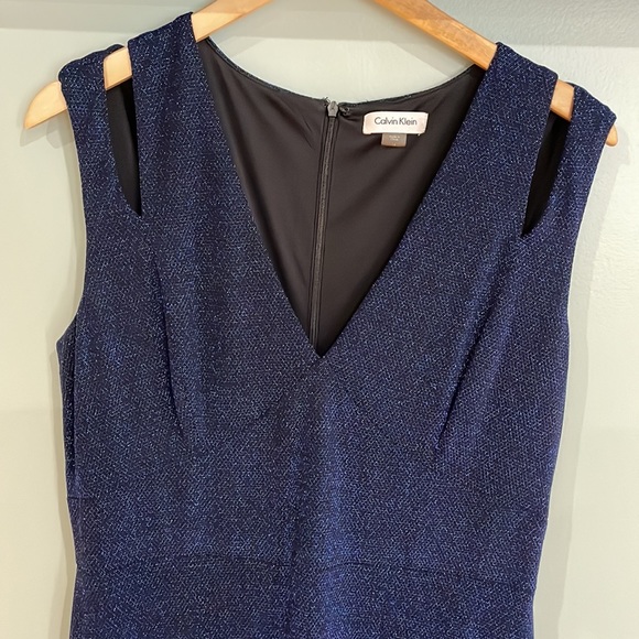 Calvin Klein Midnight Blue Metallic Formal Dress. - Picture 4 of 6